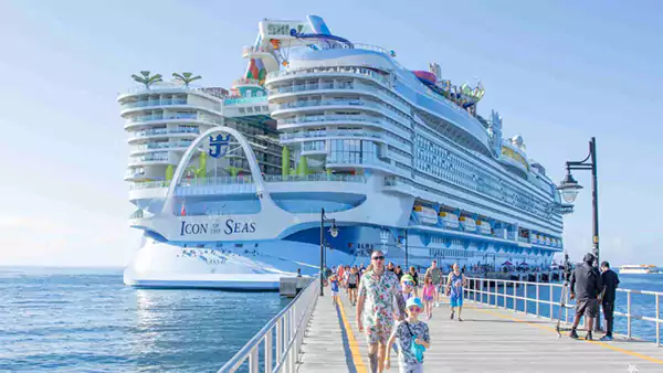 Over 5000 passengers entered St Kitts on Icon of the Seas.