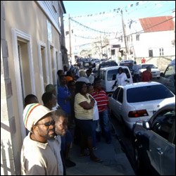 Crowd Gathers In St. Kitts For Hanging