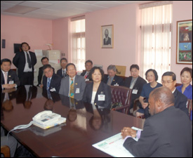 PM Douglas Meets With Taiwanese Trade Delegation